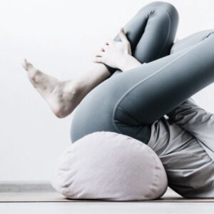 Hold & Let Go – Yin Yoga